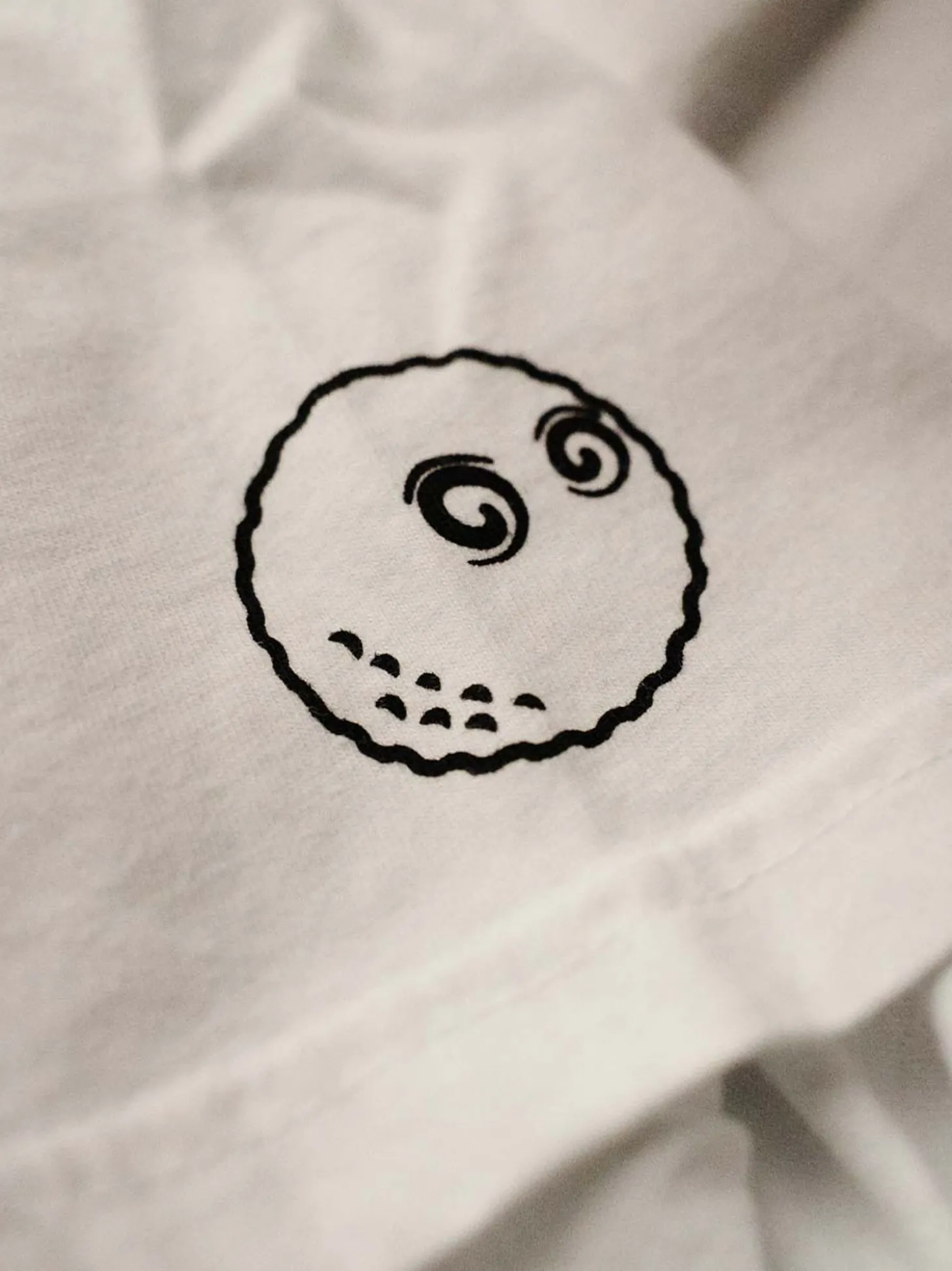 Malbon Evergreen Tiger Buckets Tee - White