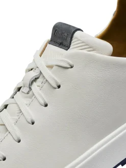 OluKai Wai‘alae Golf Shoes - White/White