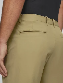 Puma Dealer 8-Inch Golf Shorts - Coconut Crush