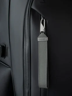 Vessel Genuine Leather Loop Pull